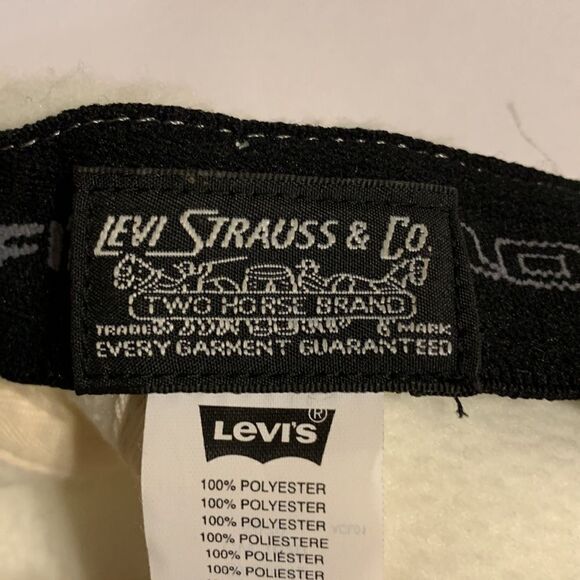 Levi's Sherpa ball cap.  NWOT/unisex - Picture 5 of 6